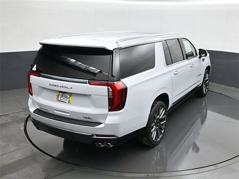 New 2026 GMC Yukon XL Denali Ultimate image 18