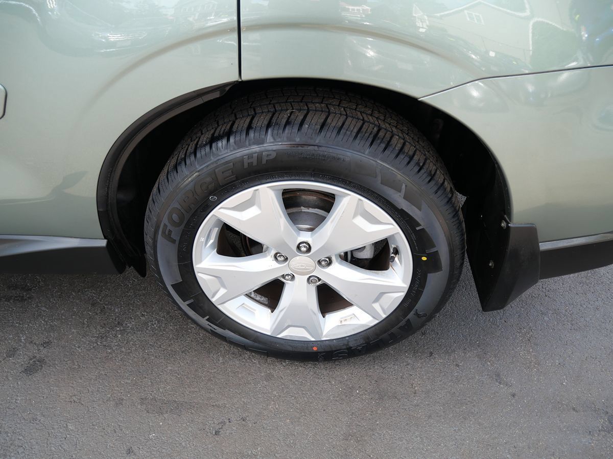 Used 2015 Subaru Forester 2.5i Limited AWD/4WD image 33