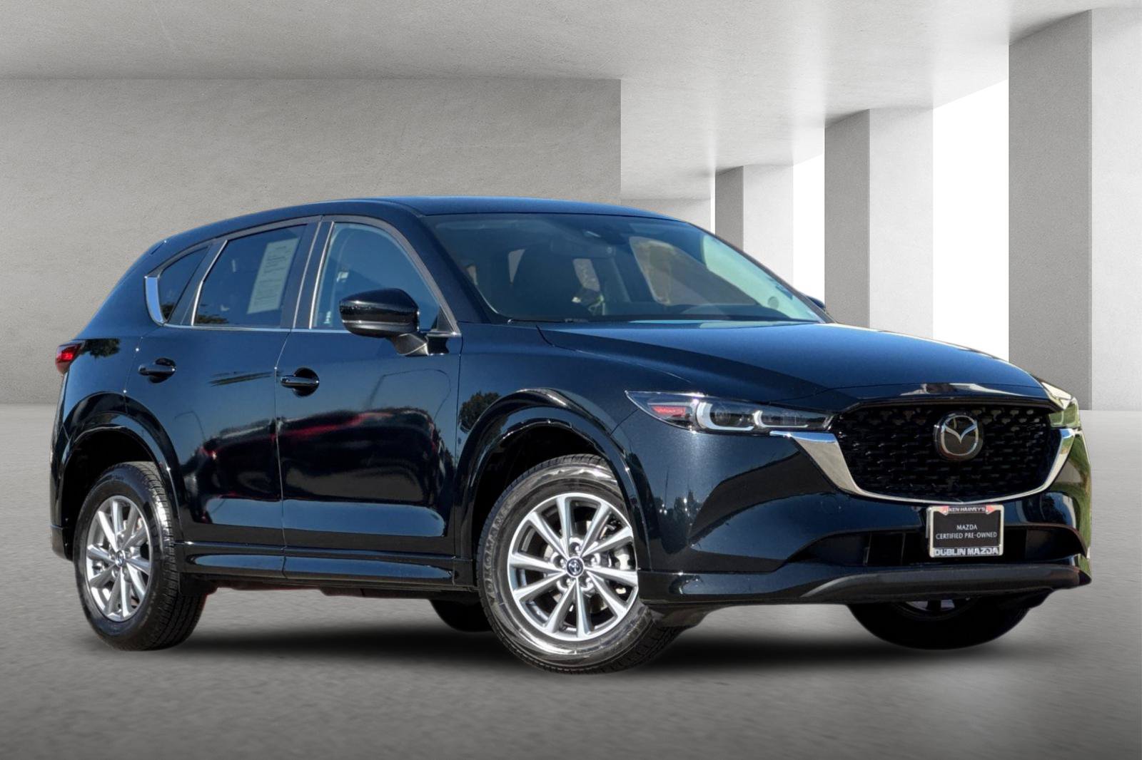Used 2025 MAZDA CX-5 AWD 2.5 S w/ Preferred Package image 2