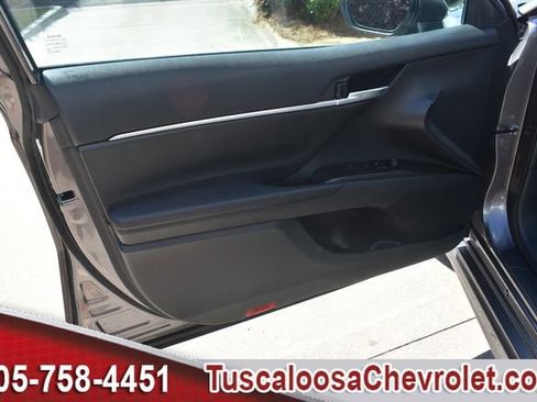 Used 2024 Toyota Camry SE FWD image 16