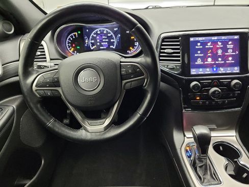 Used 2021 Jeep Grand Cherokee Laredo X AWD/4WD image 22