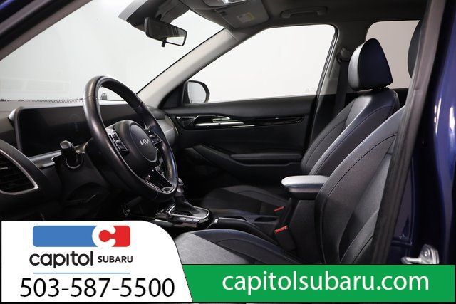 Used 2024 Kia Seltos EX AWD/4WD image 11