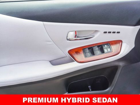 Used 2010 Lexus HS 250h FWD image 18