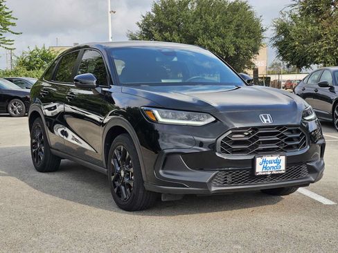 Certified 2024 Honda HR-V Sport image 3