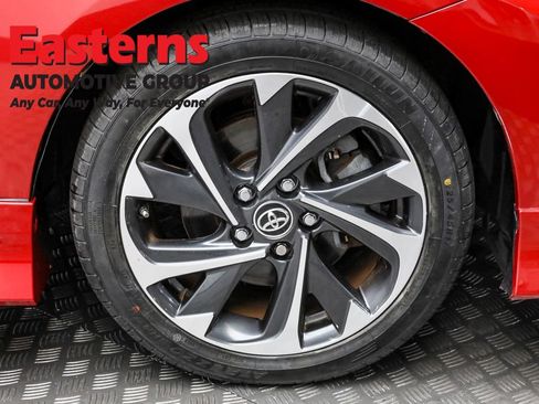 Used 2018 Toyota Corolla iM w/ Carpet Mat Package (TMS) image 29