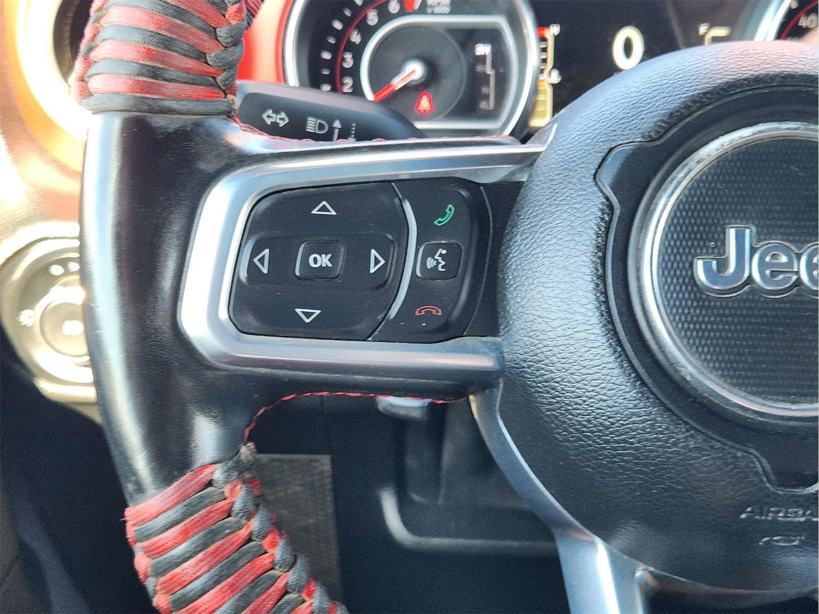Used 2021 Jeep Wrangler Unlimited Rubicon AWD/4WD image 32