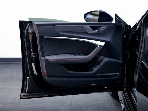 Used 2024 Audi RS 7 Performance image 13