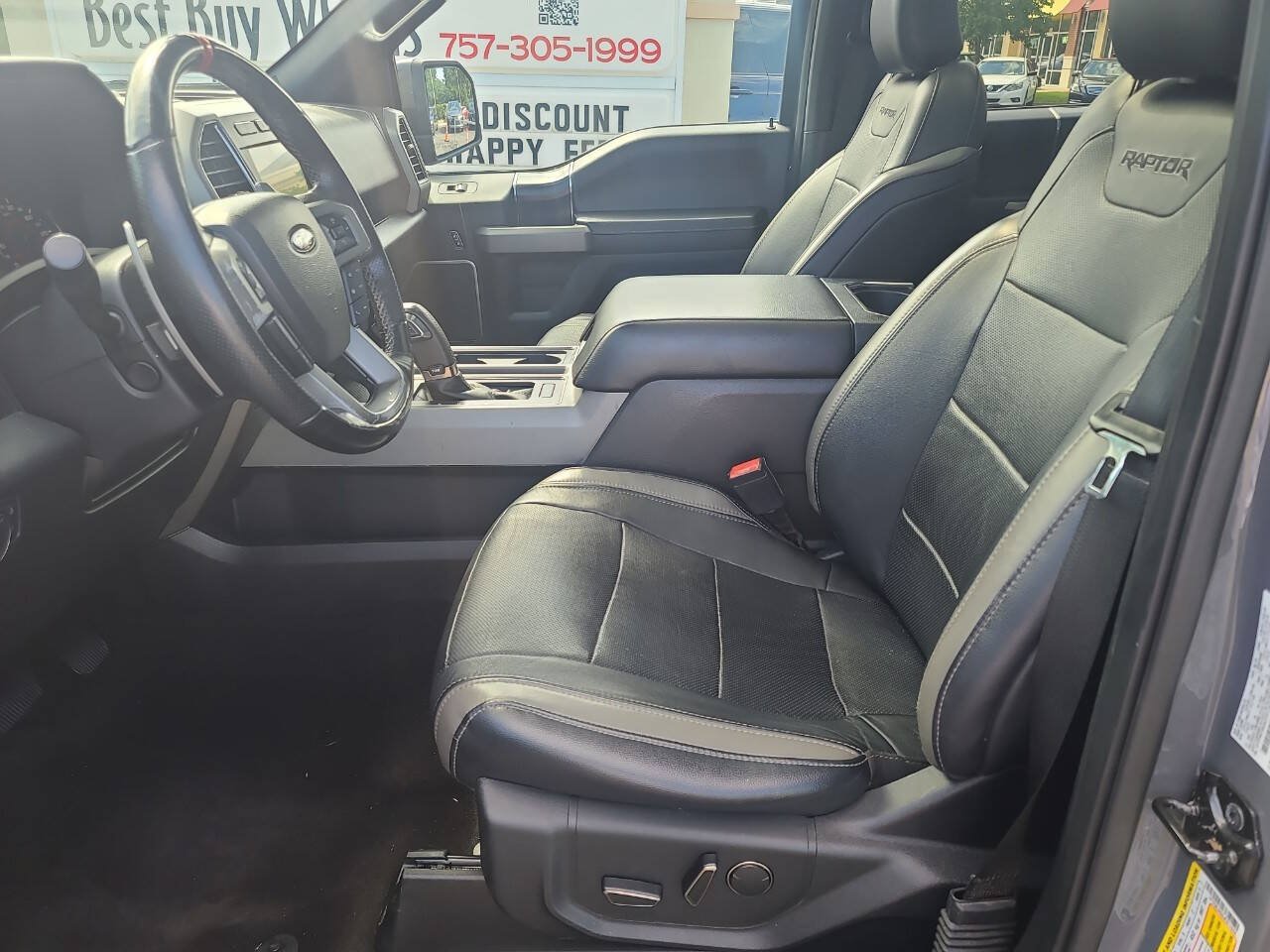 Used 2018 Ford F150 Raptor w/ Equipment Group 802A Luxury AWD/4WD image 16