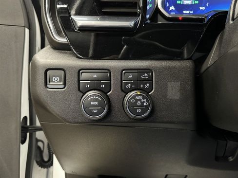 Used 2024 Chevrolet Silverado 2500 LT w/ All Star Edition image 32