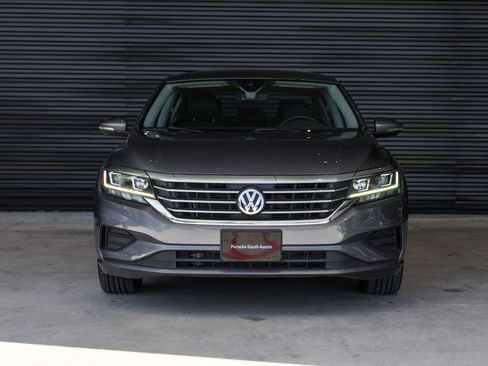 Used 2020 Volkswagen Passat 2.0T SE FWD image 10
