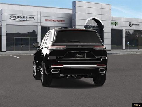 New 2025 Jeep Grand Cherokee Overland w/ Luxury Tech Group IV image 13