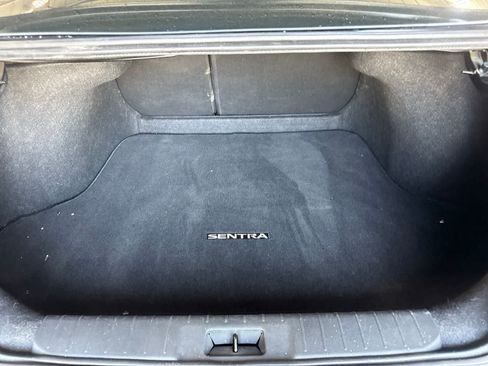 Used 2025 Nissan Sentra SV FWD image 15