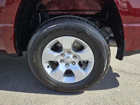Used 2024 RAM 1500 Big Horn RWD image 32