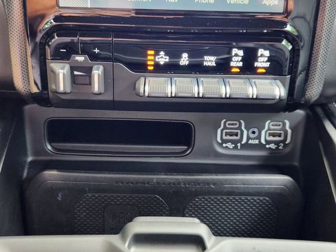 Used 2023 RAM 1500 Limited image 18