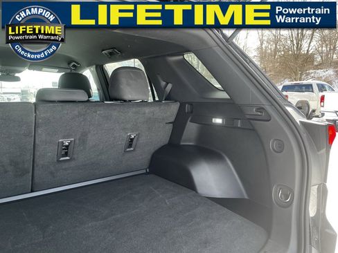 Used 2026 GMC Terrain Elevation image 12