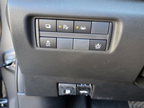 New 2025 Nissan Versa S w/ Trunk Package image 17