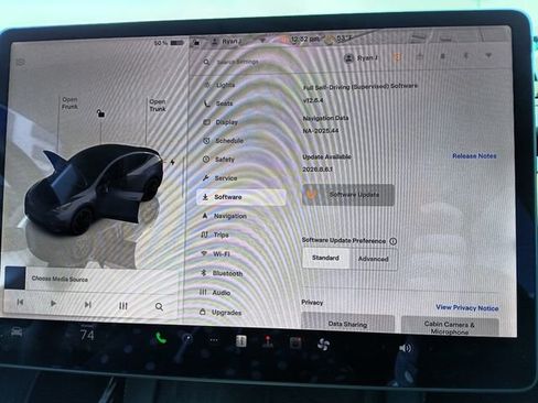 Used 2022 Tesla Model Y Performance AWD/4WD image 36