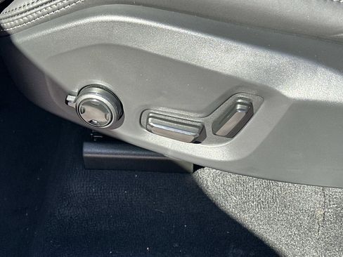 New 2026 Volvo XC90 T8 Ultra w/ Protection Package Premier image 14