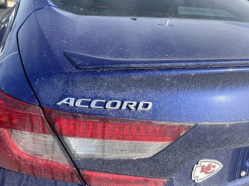 Used 2020 Honda Accord Sport image 15