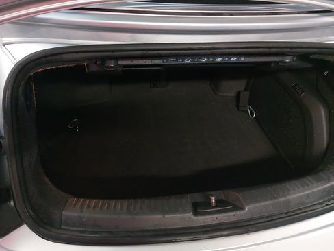 Used 2013 Volkswagen Beetle TDI FWD image 13
