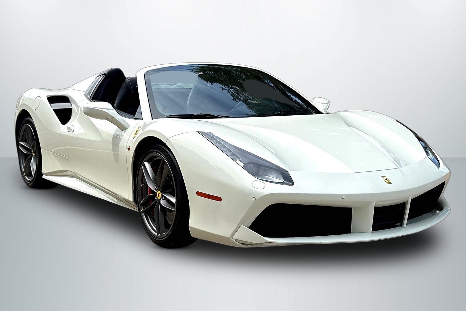 Used 2018 Ferrari 488 Spider RWD image 1