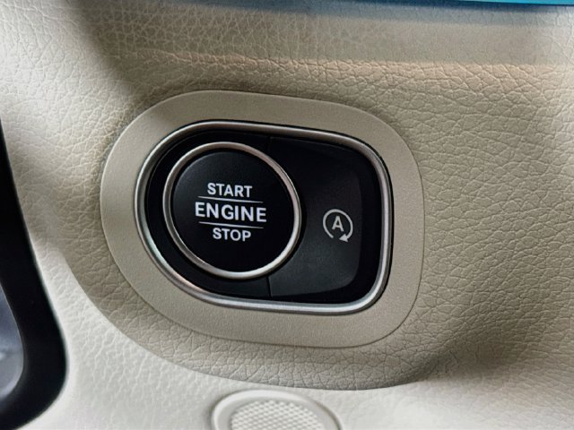 Used 2022 Mercedes-Benz GLE 350 w/ AMG Line Exterior image 17