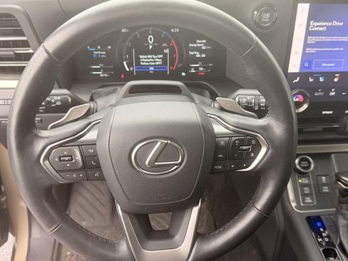 Used 2024 Lexus GX 550 AWD/4WD image 15
