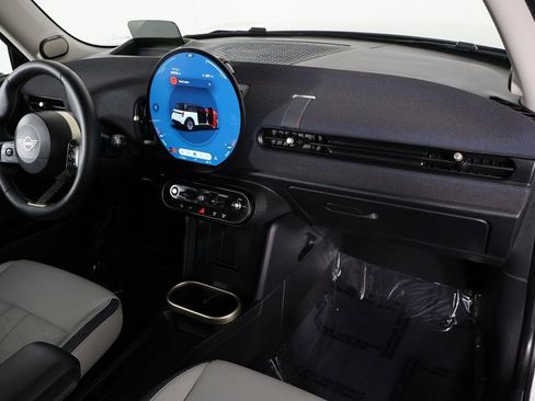 Used 2025 MINI Cooper S image 8