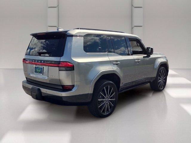 Used 2024 Lexus GX 550 w/ Accessory Package (2T) AWD/4WD image 5