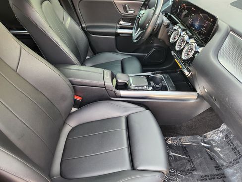 Certified 2023 Mercedes-Benz GLA 250 image 14