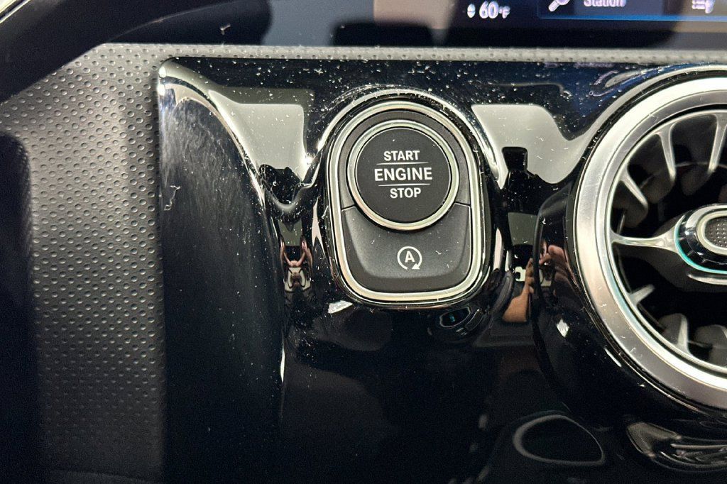 Certified 2023 Mercedes-Benz CLA 250 image 28