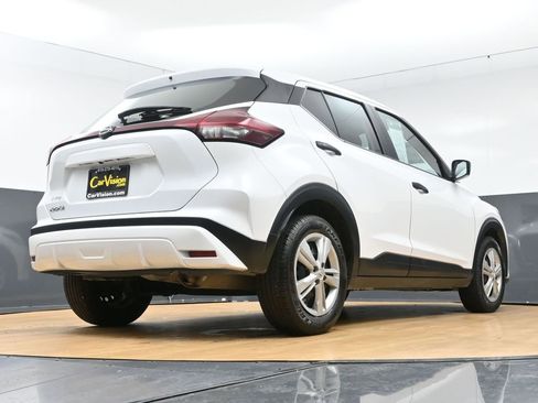 Used 2024 Nissan Kicks S image 51