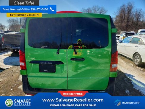 Used 2018 Mercedes-Benz Metris Passenger image 8