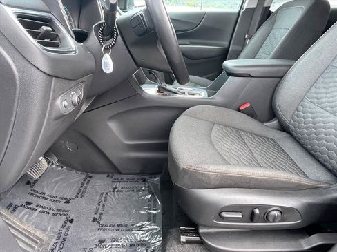 Used 2020 Chevrolet Equinox LT w/ Driver Convenience Package FWD image 22