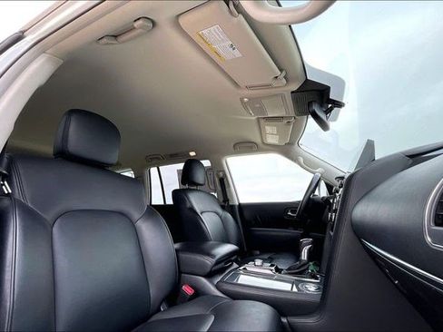 Used 2023 Nissan Armada SV image 27