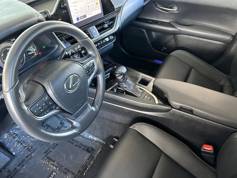 Used 2023 Lexus UX 250h FWD w/ Accessory Package (Z2) image 10