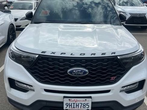 Used 2020 Ford Explorer ST w/ ST High-Performance Pack AWD/4WD image 3