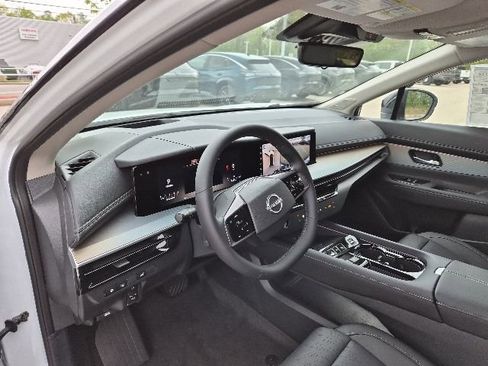 New 2026 Nissan Murano Platinum AWD/4WD image 13