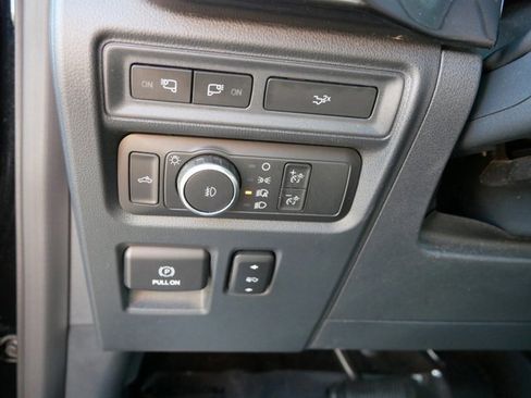 Certified 2022 Ford F150 XLT w/ Equipment Group 302A High image 21