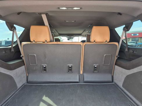 Used 2021 Cadillac Escalade ESV Premium Luxury w/ Driver Assist Tech Package image 7