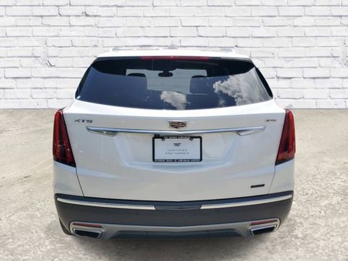 Certified 2023 Cadillac XT5 Premium Luxury FWD image 3