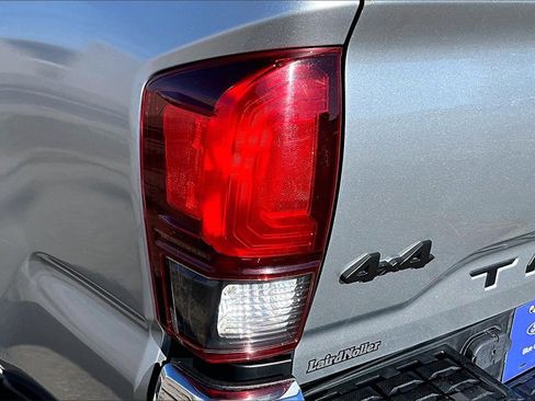 Used 2023 Toyota Tacoma SR5 image 31