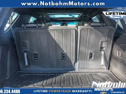 Used 2023 GMC Yukon SLT image 11