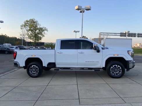 Used 2024 GMC Sierra 2500 SLT w/ Texas SLT Premium Package image 13