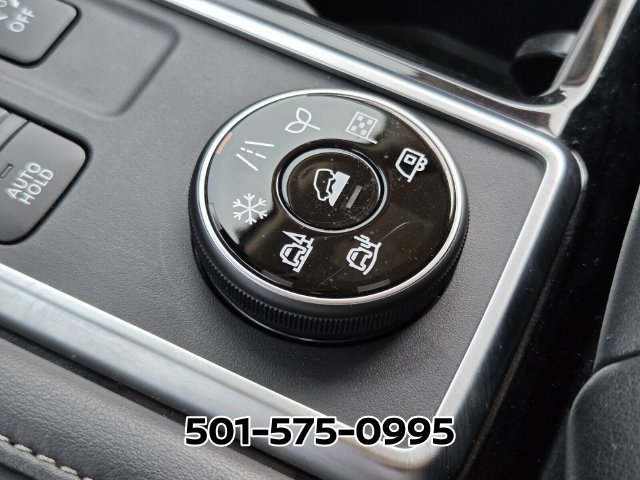 Used 2025 Nissan Pathfinder SL AWD/4WD image 30