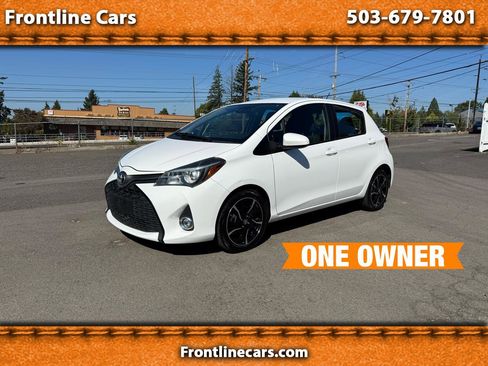 Used 2017 Toyota Yaris SE image 1