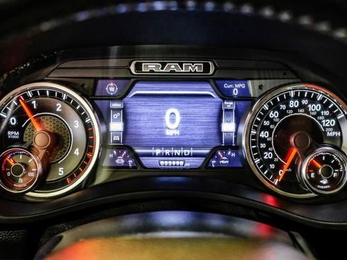 Used 2019 RAM 2500 Laramie image 21