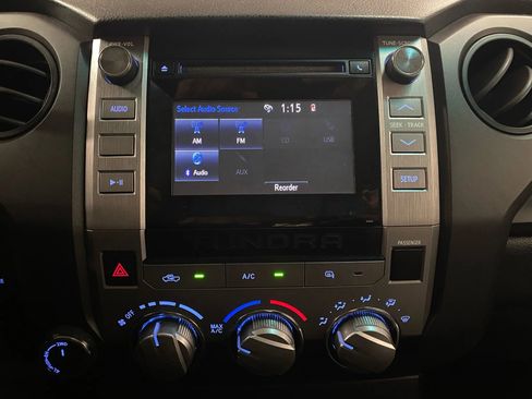 Used 2017 Toyota Tundra SR image 12