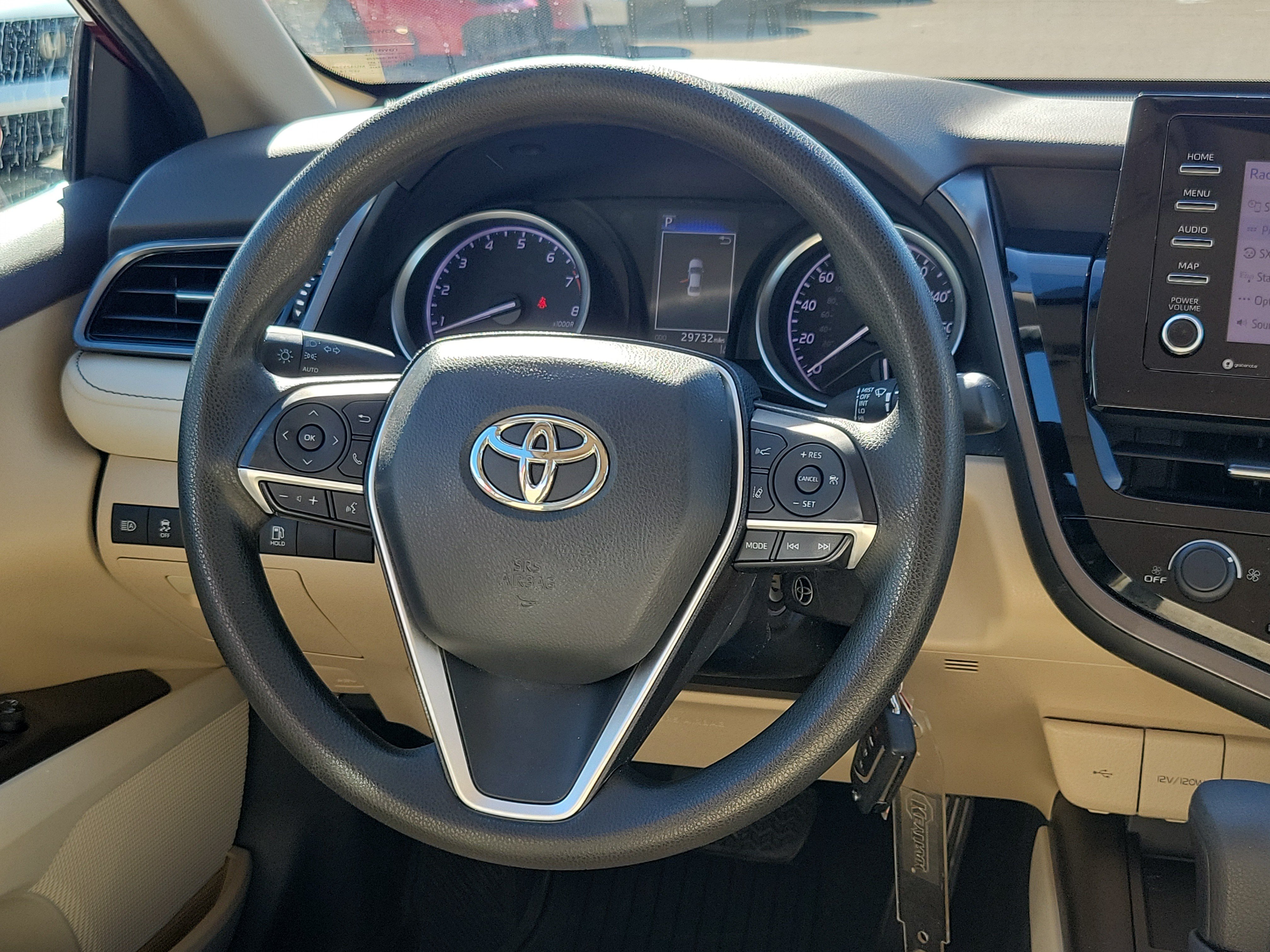 Used 2021 Toyota Camry LE FWD image 17