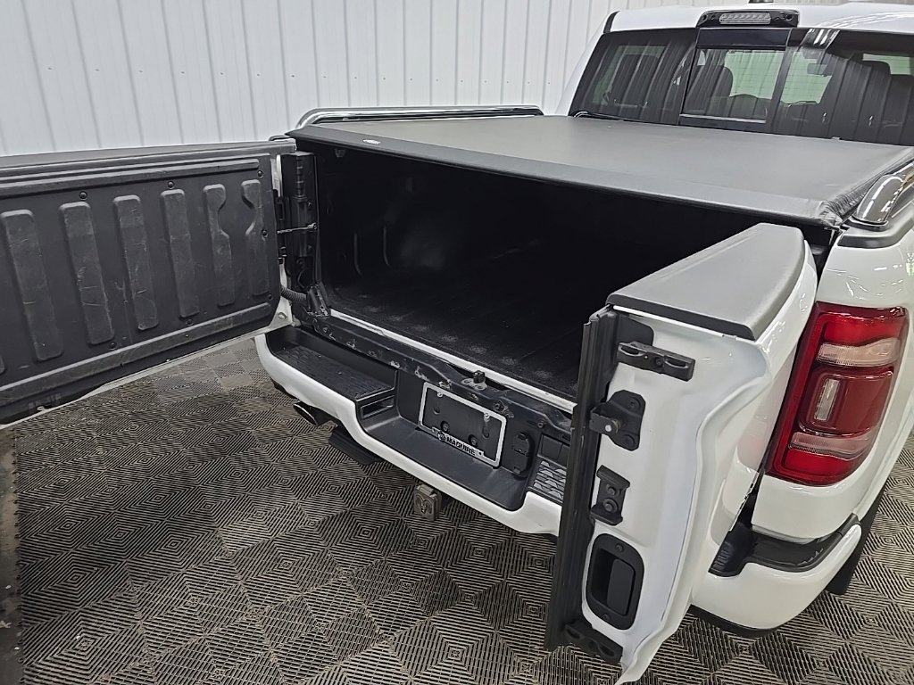 Used 2024 RAM 1500 Limited AWD/4WD image 12
